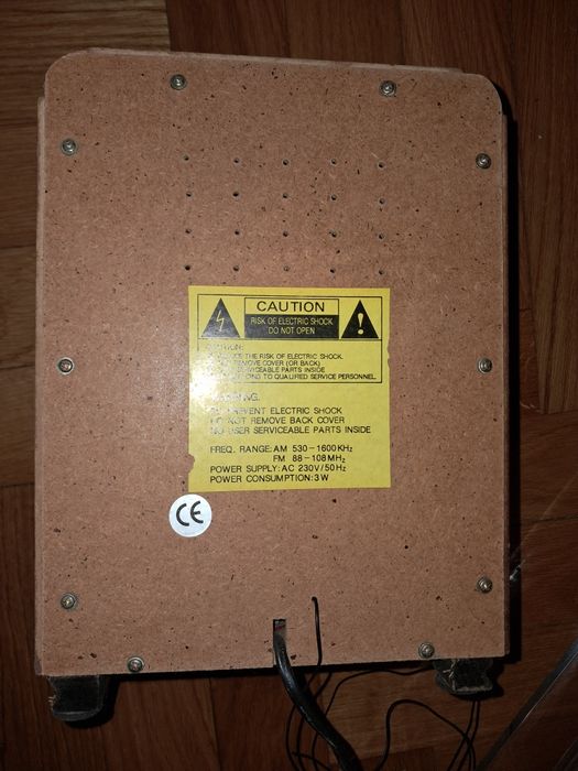 Telefonia em madeira em muito bom estado