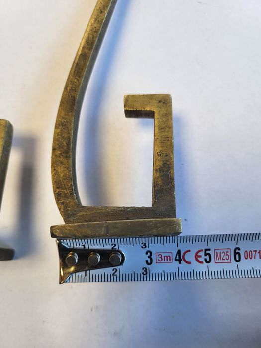 Piękne klasyczne wieszaki z mosiądzu vintage