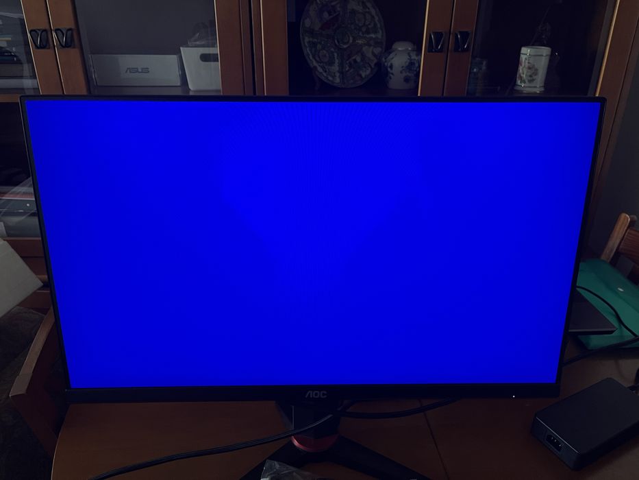 Monitor 24" 1080p 144Hz 1ms AOC 24G2U