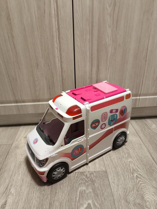 Швидка допомога Barbie