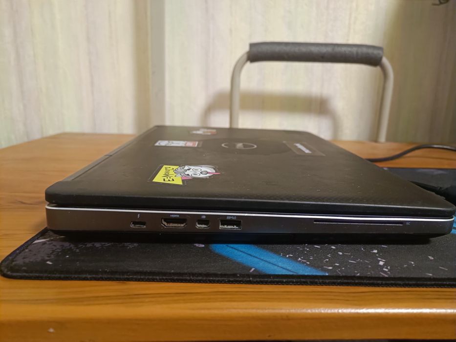 Продаю ноутбук Dell precision 7510