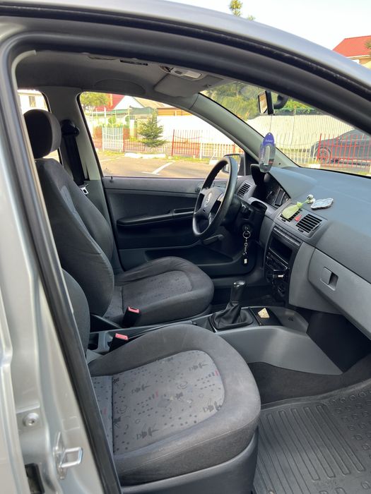 Skoda Fabia 1.4 бензин