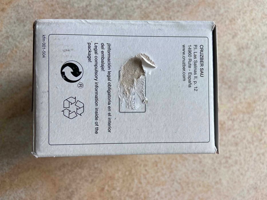 Mocowania do bagażnika dachowego Cruz 936-590
