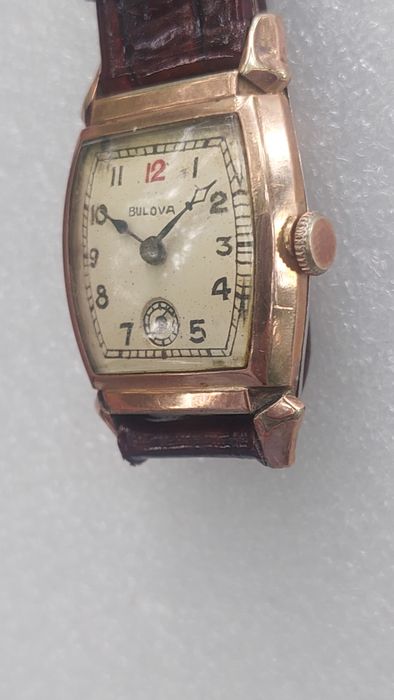 Винтажные коллекционные часы Bulova 1941 г. (Ар-деко, США) — На ходу