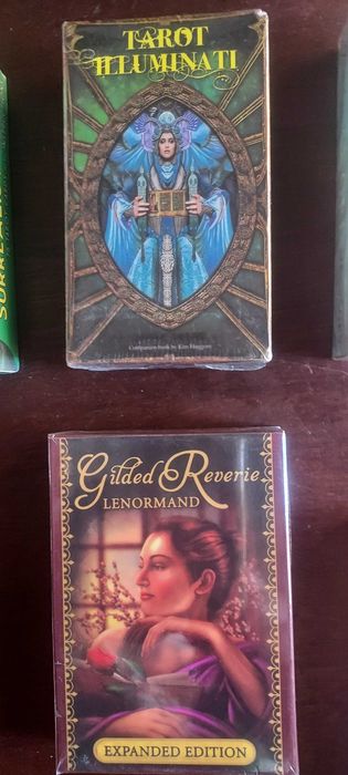 BARALHOS SELADos a 6 euros. Incrível . VEJAM FOTOS. A 8 EUROS CAD