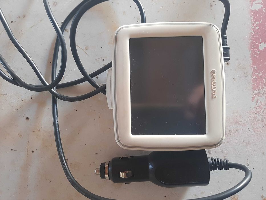 TomTom GPS System447256217738946560