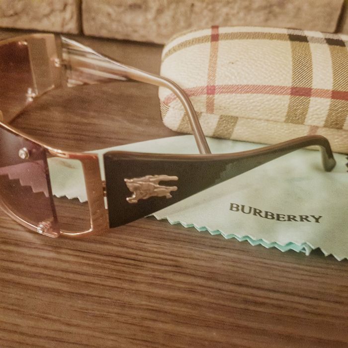 Okulary przeciwsłoneczne marki Burberry
