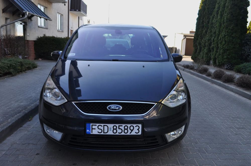 Ford Galaxy 2.0TDCI 140KM 7FOTELI zarejestrowany ALU16 chrompakiet HAK serwis