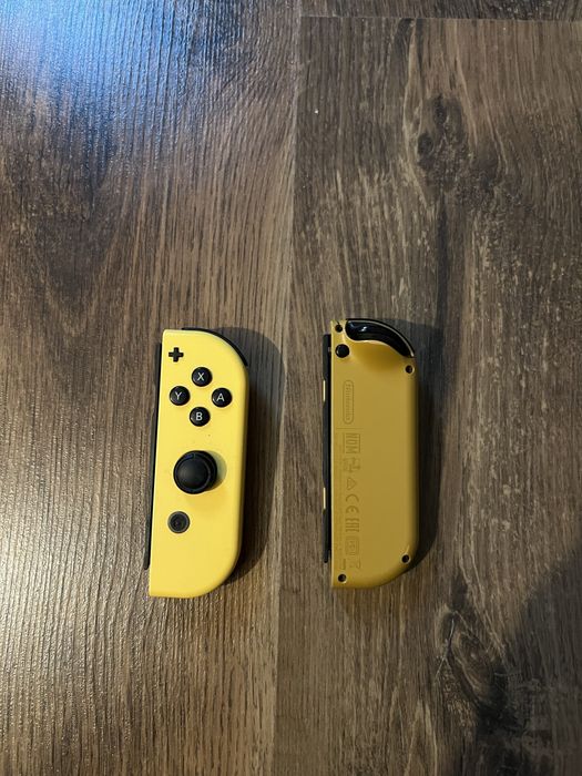 Nintendo Switch let’s go Pikachu