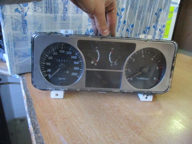 Quadrante / painel de instrumentos HYUNDAI Galloper II (JK-01)