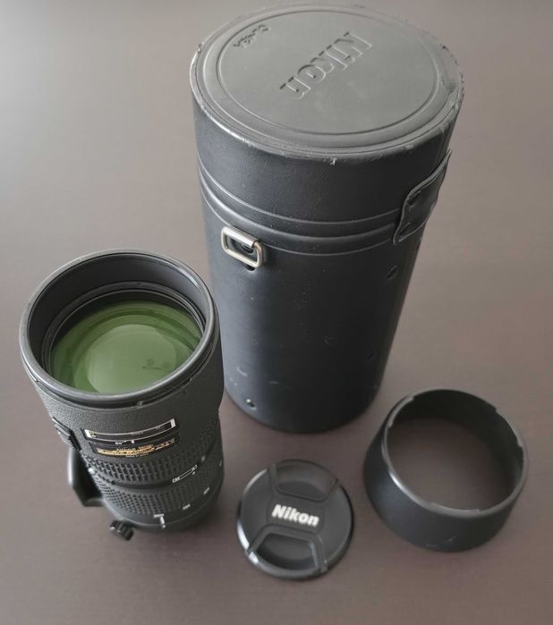 Nikon AF-D 80-200mm f2.8
