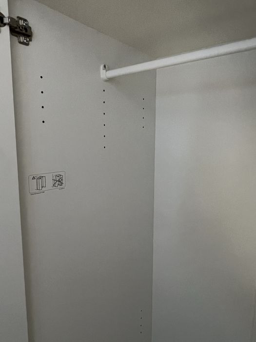 Sprzedam szafę trzydrzwiową Kleppstad