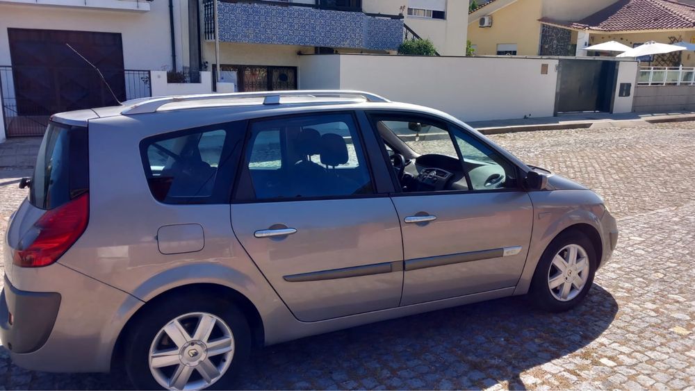 Renault  scenic 1.5 Dci  7 lugares
