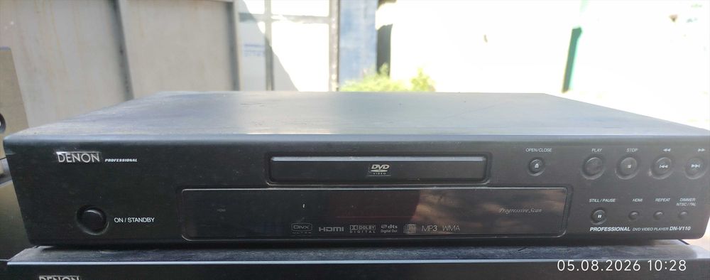 Програвач DVD-дисків Denon DN-V110 професійний