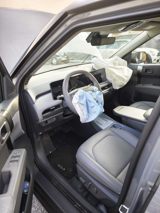 Kia Ev3 2025 acidentado com poucos Kilometros