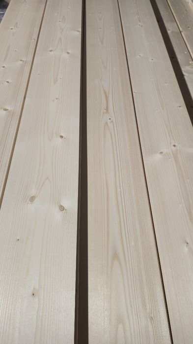 Deska podłogowa świerka skandynawski