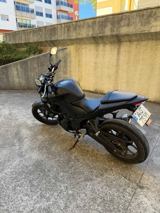 MT-03 | 2021 | 9800 KMs