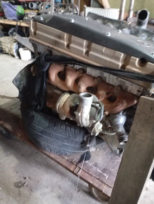 Мотор mercedes 0M606