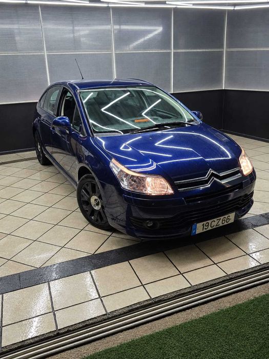 Citroen C4 1.6 HDi VTR Plus Caixa Automática