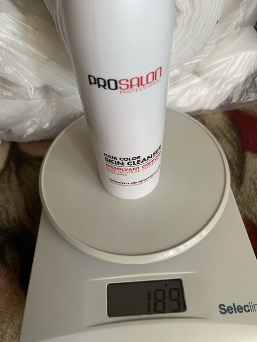 Терміновий розпродаж залишків з салону краси