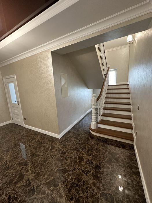 Будинок Рованці 176 м.кв