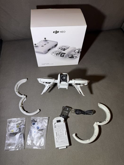 DJI Neo + Extras64739481226242124