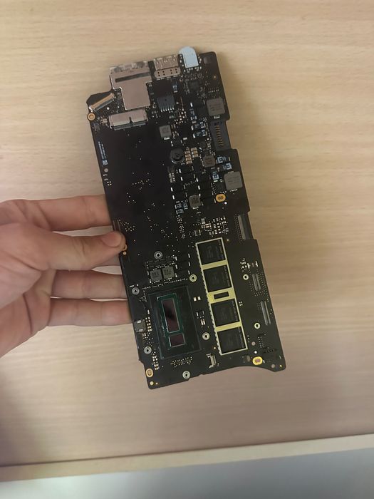Плата Apple MacBook a1502