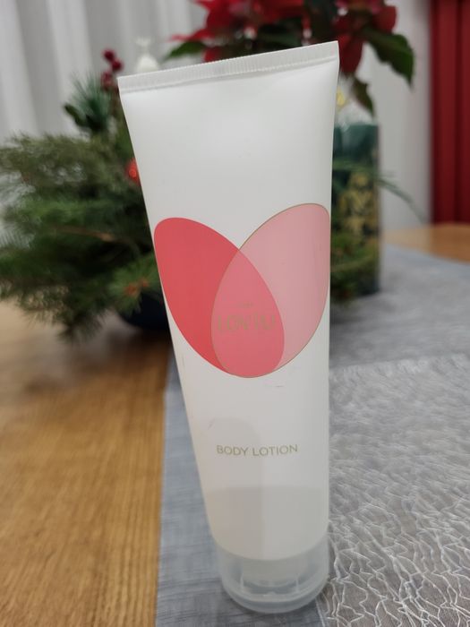 Zestaw kosmetyków Avon