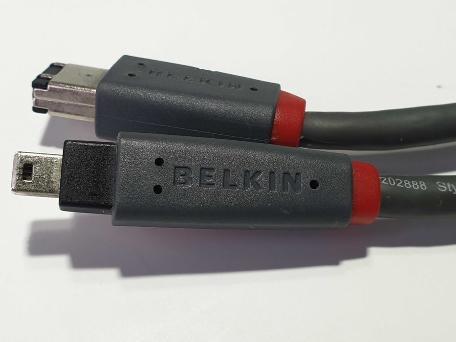 кабель firewire  1394 6-pin to 4-pin Belkin 2.1 м