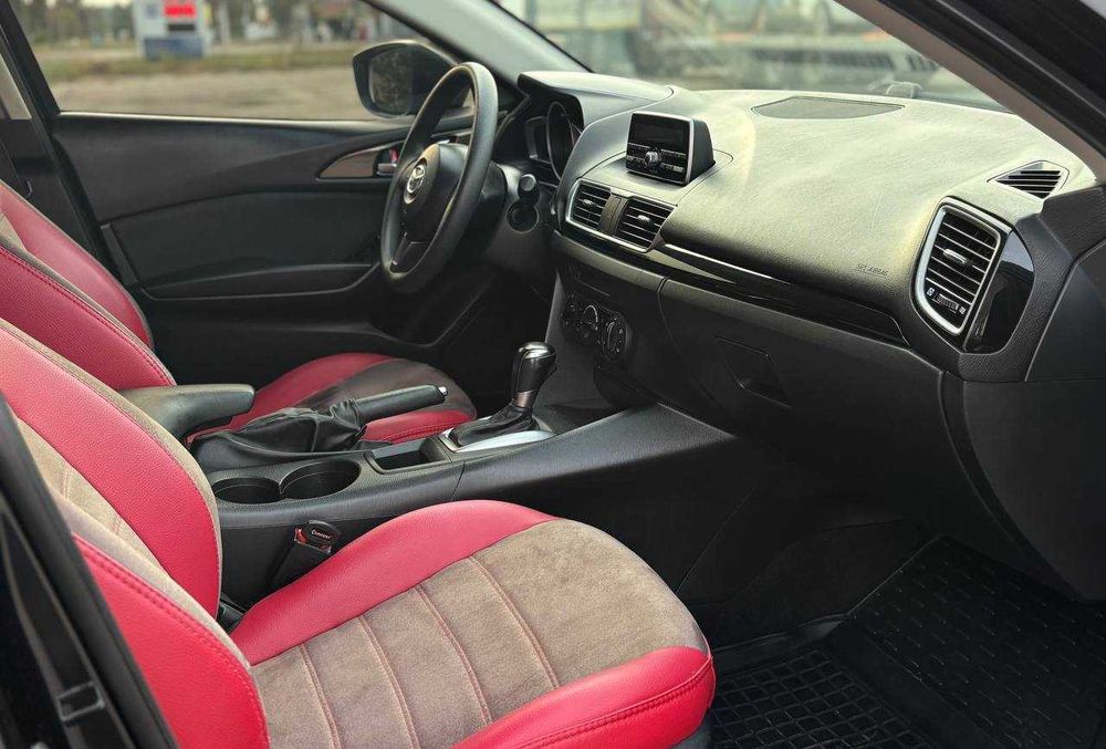 Mazda 3 SkyActiv 2014 року