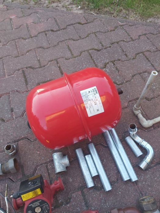 Części do kotłowni, hydraulika.