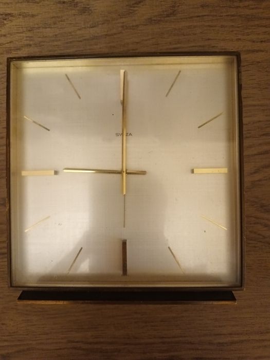 Zegar stołowy swiza 8