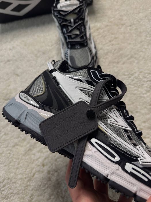 Кросівки Off-White Be Right Back