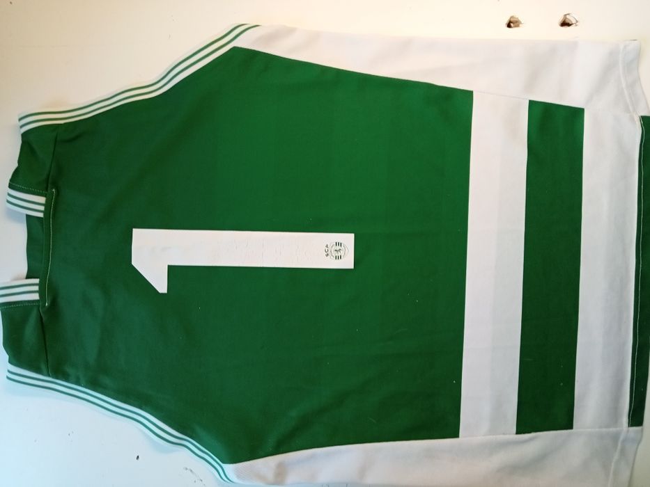 Camisola Sporting macron basquetebol. Tamanho S