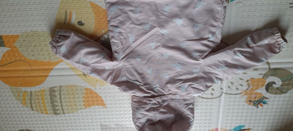 Курточка весна-очінь для дівчинки 92 р.