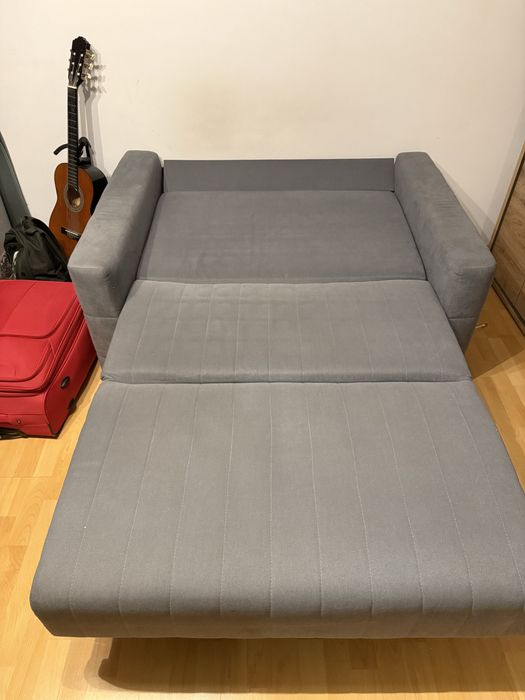 Rozkladana 2 osobowa sofa