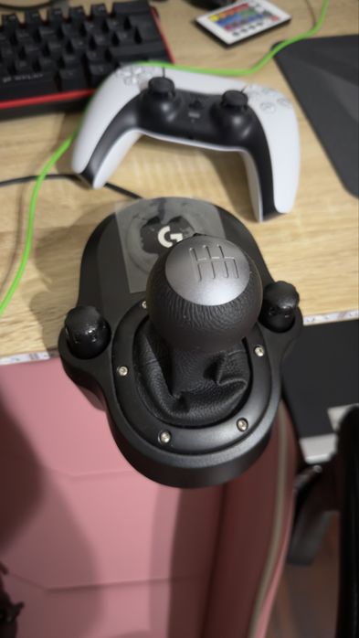 Volante LOGITECH G923 SE + Shifter