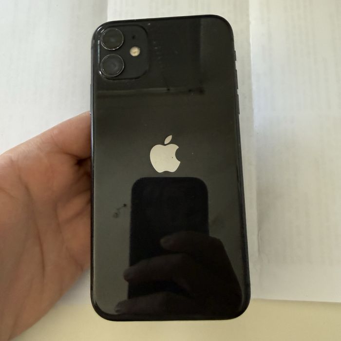 Iphone 11 128gb preto + capa quadlock