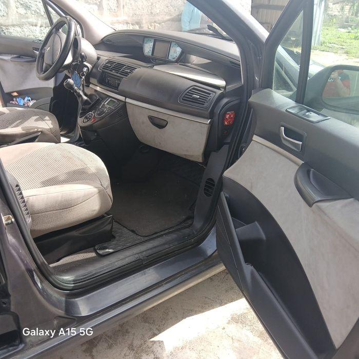 Peugeot  807 em bom estado