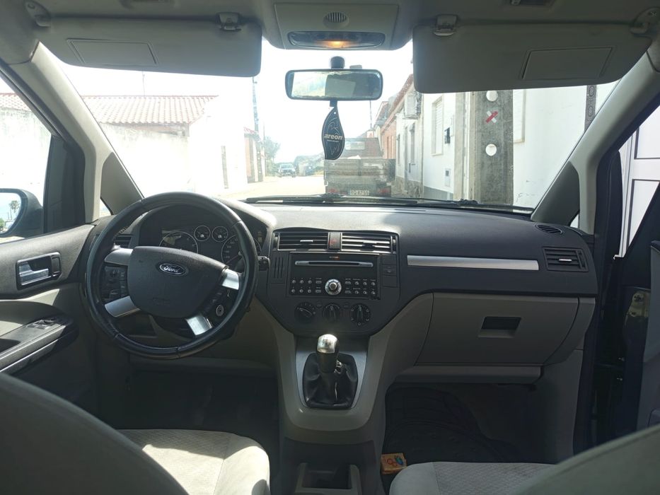 Ford Focus X-max