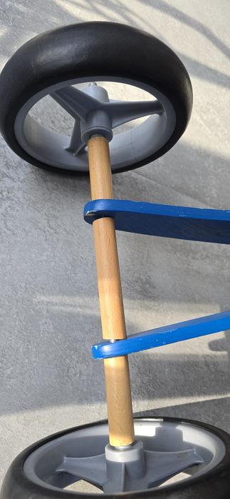 Rowerek trójkołowy biegowy