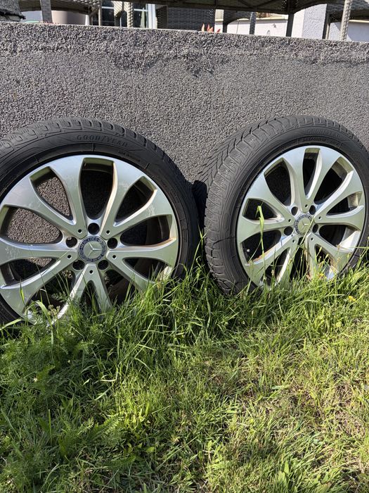 Opony z orginalnymi felgami mercedesa 245/45 R18