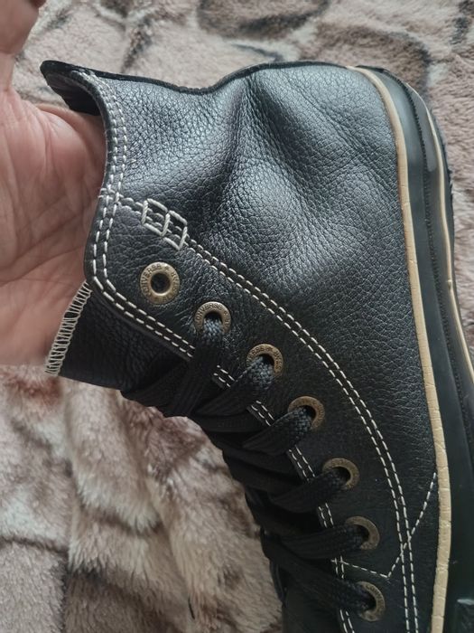 Жіночі спортивні черевики фірми CONVERSE
