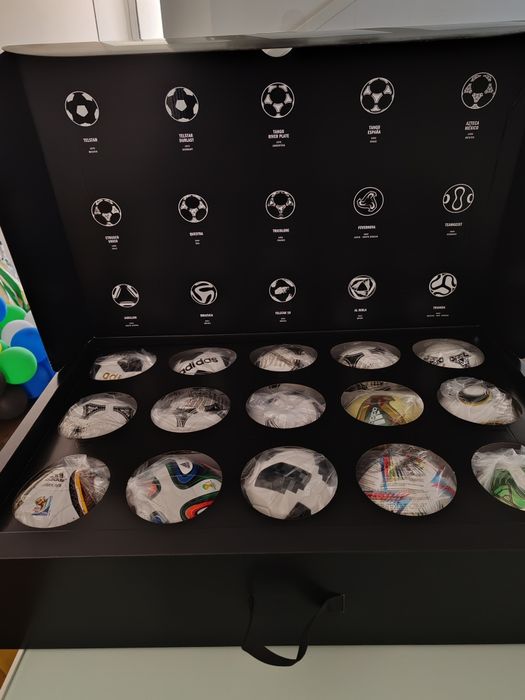 Coleção Minibolas Adidas Mundiais FIFA