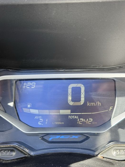 Honda PCX 2025 com 1.242km