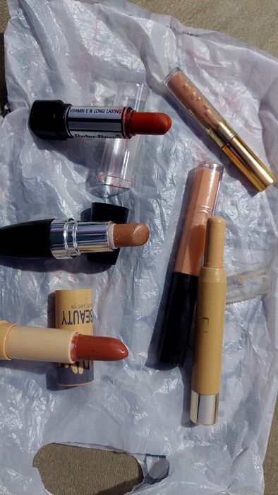 Помада и другое.