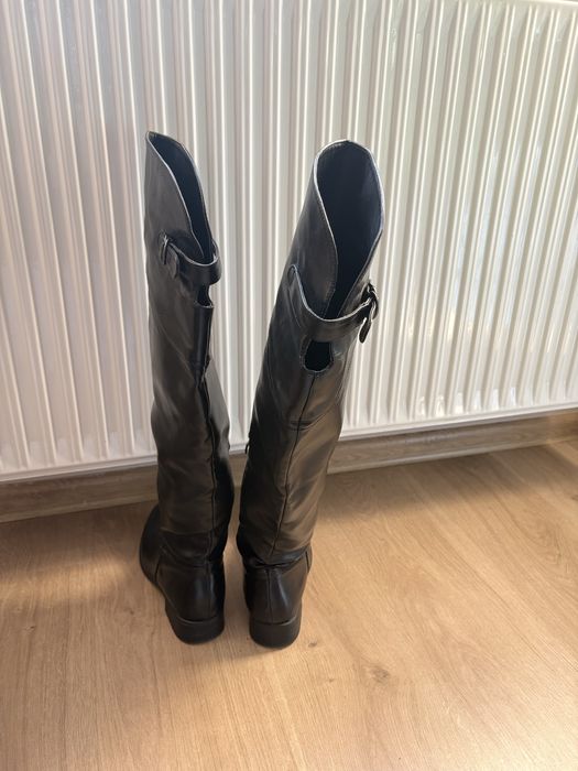 Wysokie botki damskie