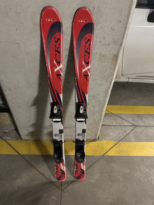 Zestaw narty, buty, kilki dla dziecka