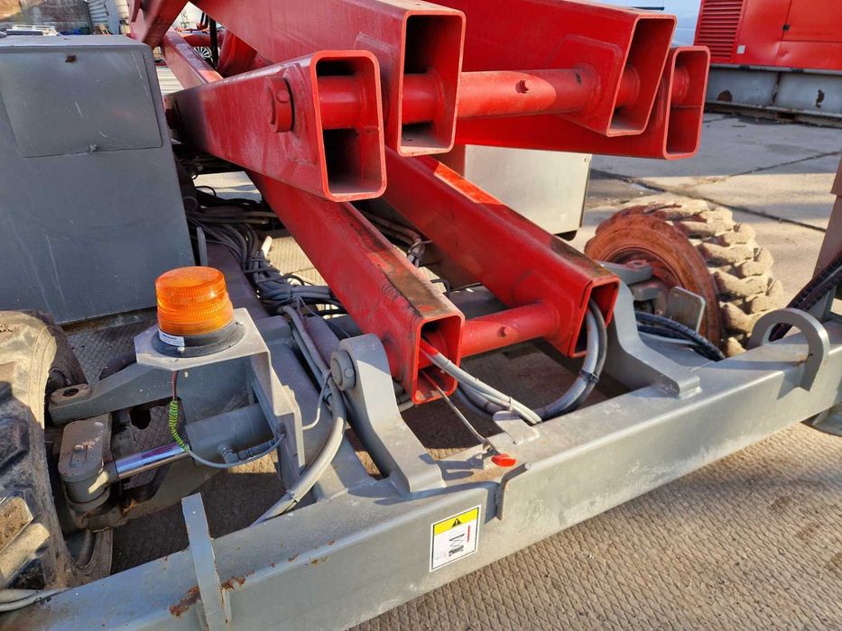 Ножничний підйомник Haulotte H15SXL, пеканіска