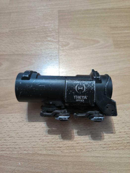 Theta Optics Spectre x4